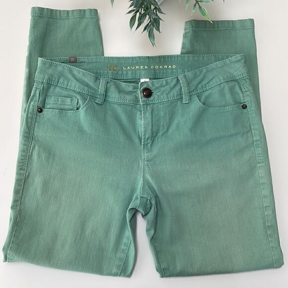 Lauren Conrad mint green Capri jeans. Size 10. Fun spring summer color - Picture 2 of 7